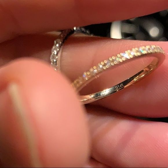 The Radiant Hidden Halo Pavé 3 pcs wedding set band and engagement ring - Picture 5 of 7